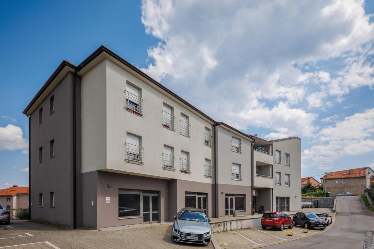 Terra 5 Deluxe Apartment On The Ground Floor With Private Parking Ριέκα Εξωτερικό φωτογραφία